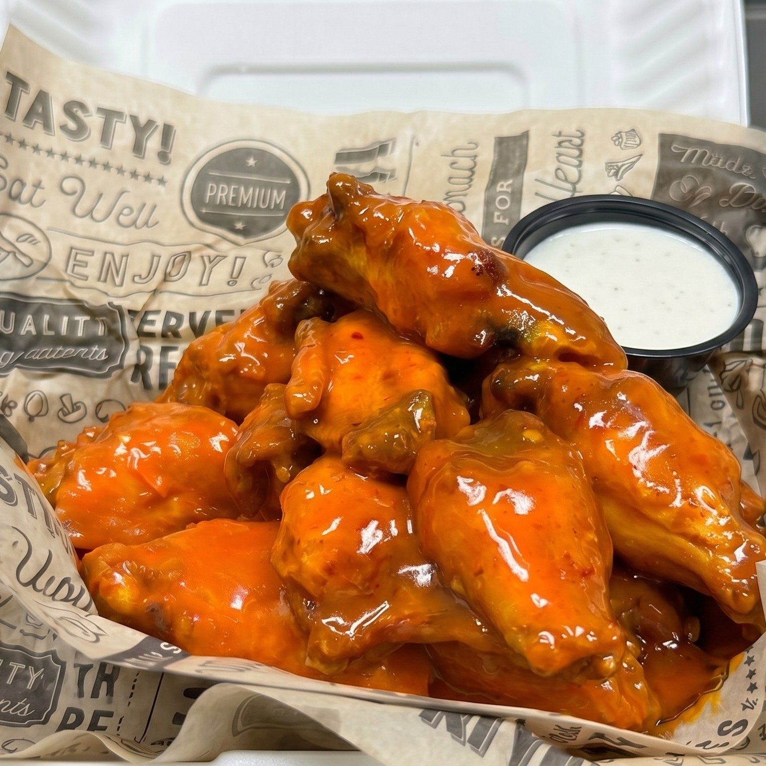 Jumbo 10 Wings.